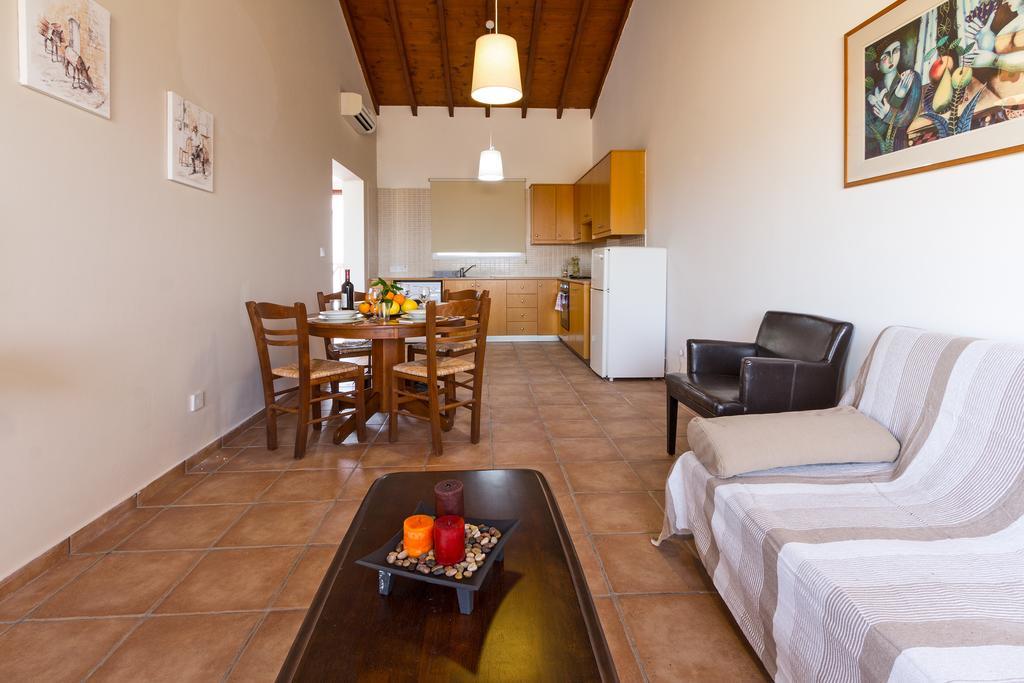 G&E Beach Apartments Polis Zewnętrze zdjęcie